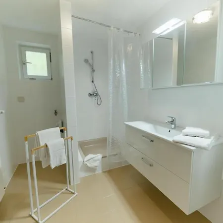 Appartement Idylle Am Saissersee Uber Velden